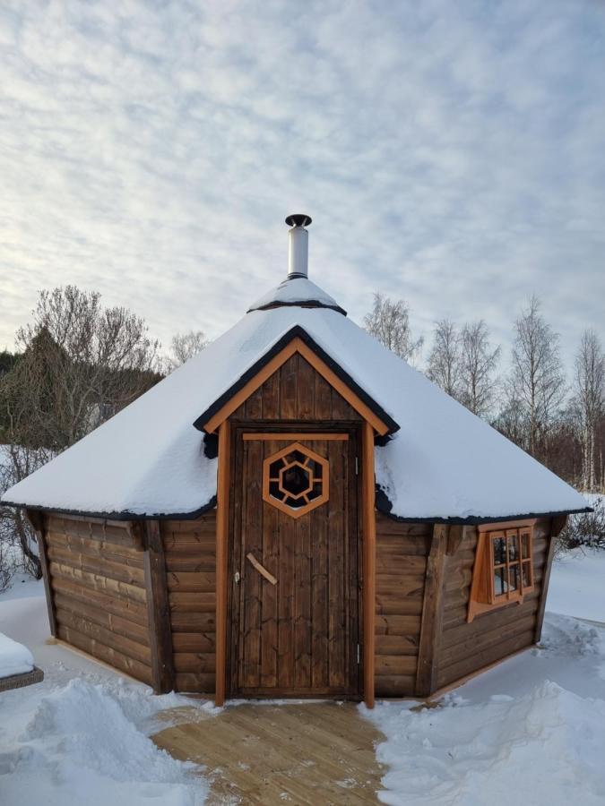 The Friendly Moose Hotel Overtornea Eksteriør billede