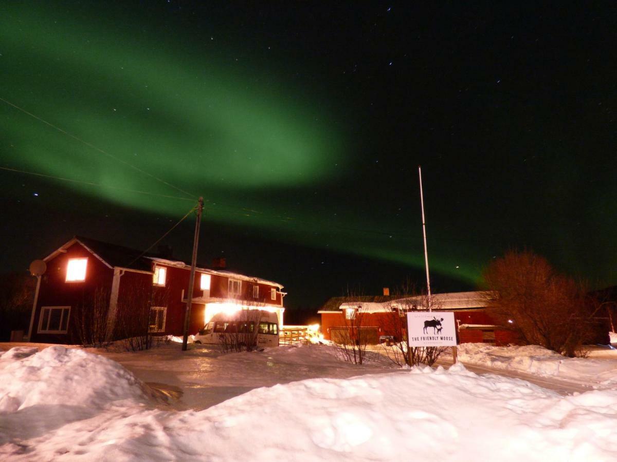 The Friendly Moose Hotel Overtornea Eksteriør billede